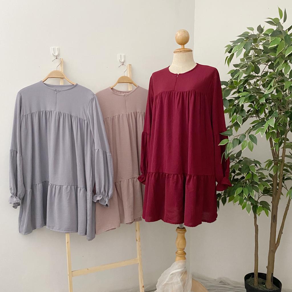 Plain Ruffle Tunic – Effortless Elegance in Every Layer