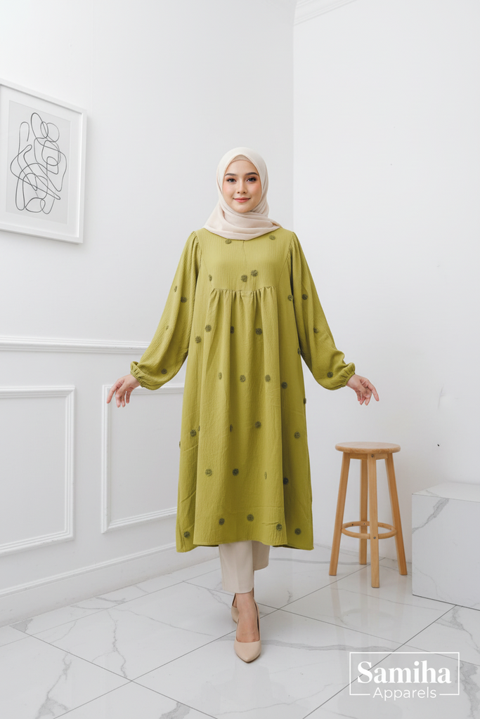 Circle Balloon Sleeve Midi Dress