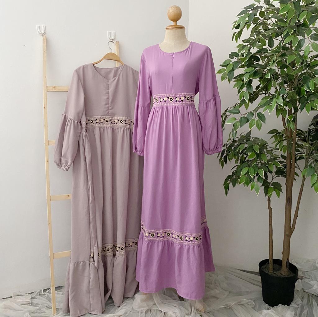 Embroidery Ruffle Maxi Dress Halya